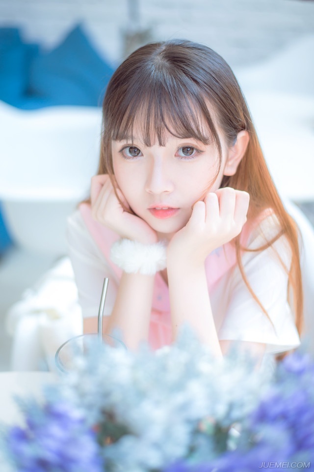 若不得不分离，也要好好地说声“再见”，也要在心里存着一份感激，感谢你给了我那一份终身难忘的甜蜜的回忆。